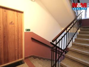 Prodej bytu 2+1, Loket, Nádražní, 45 m2