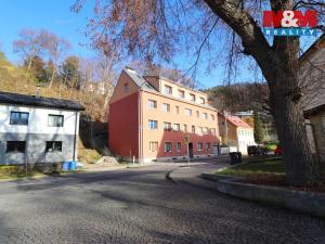 Prodej bytu 2+1, Loket, Nádražní, 45 m2