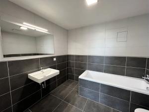 Pronájem bytu 2+kk, Hradec Králové, Kubelíkova, 54 m2