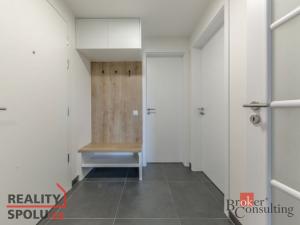 Prodej bytu 2+kk, Praha - Dolní Chabry, Ústecká, 58 m2