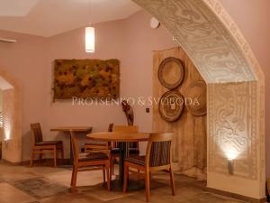 Prodej obchodního prostoru, Praha - Nové Město, Legerova, 230 m2