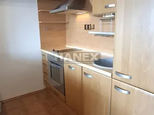 Pronájem bytu 2+kk, Praha - Troja, Olštýnská, 33 m2