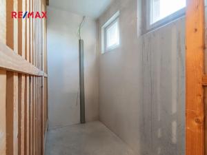 Prodej bytu 4+1, Plzeň, Strážnická, 78 m2