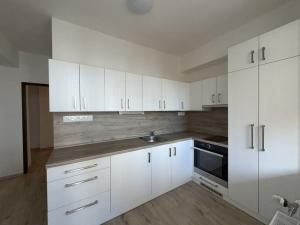 Pronájem bytu 2+1, Pardubice - Zelené Předměstí, Havlíčkova, 78 m2