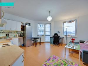 Pronájem bytu 2+kk, Olomouc - Slavonín, Topolová, 60 m2