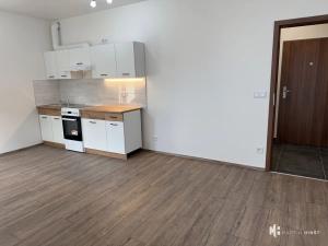 Pronájem bytu 1+kk, Praha - Hlubočepy, Fabiánové, 31 m2