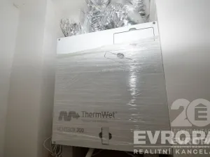 Prodej komerční nemovitosti, Praha - Žižkov, U božích bojovníků, 47 m2