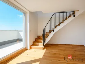 Prodej bytu 3+kk, Plzeň - Skvrňany, Františka Kováříka, 197 m2