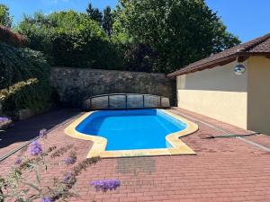 Prodej rodinného domu, Lešany, 272 m2