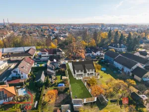 Prodej pozemku pro bydlení, Pardubice, 924 m2