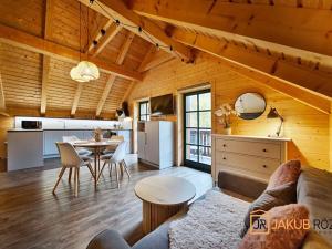 Prodej rodinného domu, Horní Maršov, 483 m2