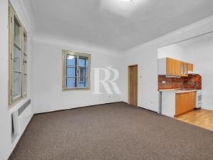 Prodej činžovního domu, Nový Bor, nám. Míru, 507 m2