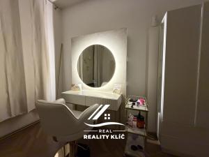 Pronájem komerční nemovitosti, Ostrava, Poštovní, 28 m2