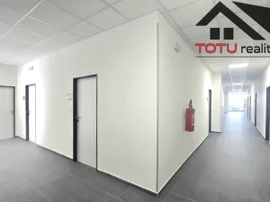 Pronájem kanceláře, Chrudim, Palackého třída, 19 m2