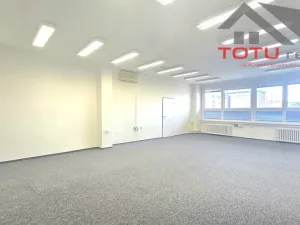 Pronájem kanceláře, Chrudim, Palackého třída, 61 m2