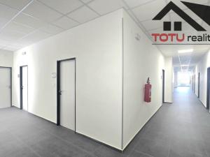 Pronájem kanceláře, Chrudim, Palackého třída, 17 m2