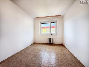 Pronájem bytu 3+1, Teplice - Trnovany, U Červeného kostela, 77 m2