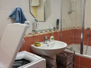 Pronájem bytu 2+kk, Karlovy Vary, Jateční, 49 m2