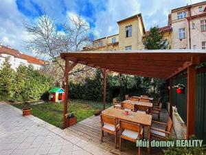 Pronájem bytu 2+kk, Praha - Smíchov, U Santošky, 50 m2