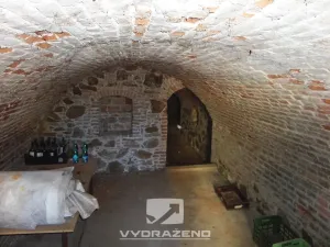 Prodej rodinného domu, Dolní Kounice, Hlavní, 400 m2