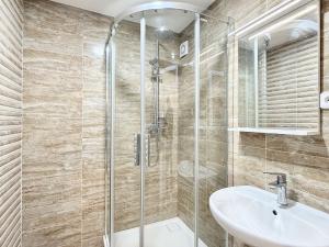 Pronájem bytu 4+kk, Jablonec nad Nisou - Mšeno nad Nisou, S. K. Neumanna, 74 m2