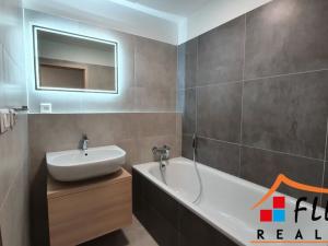 Pronájem bytu 2+kk, Frýdek-Místek, Nové Dvory-Podhůří, 61 m2