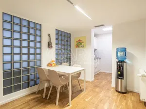 Prodej kanceláře, Praha - Žižkov, Prokopova, 347 m2