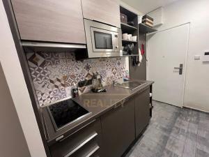 Pronájem bytu 1+1, Praha - Podolí, Jeremenkova, 28 m2