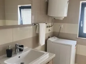 Prodej rodinného domu, Poniklá, 220 m2