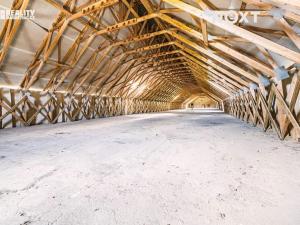 Prodej skladu, Letonice, 1758 m2