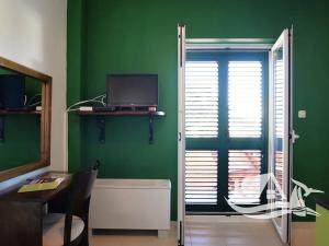 Prodej vícegeneračního domu, Vodice, Chorvatsko, 1230 m2