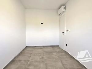 Prodej bytu 3+kk, Privlaka, Chorvatsko, 73 m2