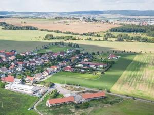 Prodej podílu pole, Podluhy, 12741 m2