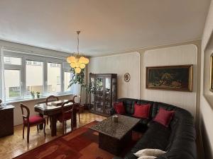 Prodej rodinného domu, Zlín, Lorencova, 247 m2