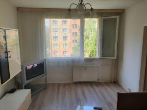 Pronájem bytu 1+1, Teplice - Trnovany, Julia Payera, 36 m2