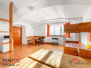 Prodej rodinného domu, Doksy, Lipové náměstí, 319 m2