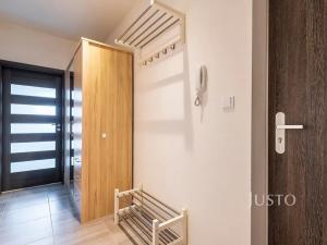 Pronájem bytu 2+kk, Uherské Hradiště, Jabloňová, 56 m2