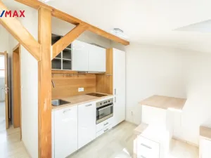 Pronájem bytu 2+kk, Praha - Libeň, Davídkova, 40 m2