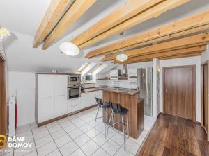 Prodej rodinného domu, Lukoveček, Sýkoří, 581 m2