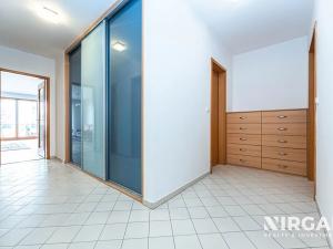 Pronájem bytu 3+kk, Praha - Liboc, Naardenská, 100 m2