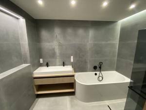 Prodej bytu 3+kk, Praha - Karlín, 105 m2