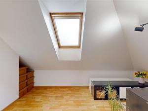 Prodej bytu 4+kk, Králův Dvůr - Levín, Na Vyhlídce, 82 m2