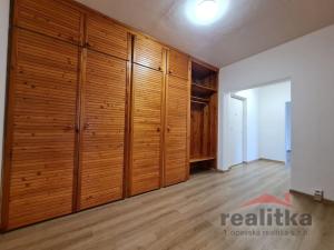 Pronájem bytu 4+1, Opava - Kylešovice, 17. listopadu, 87 m2