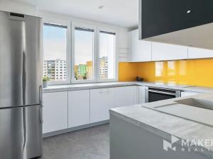 Pronájem bytu 3+1, Praha - Kamýk, Zárubova, 83 m2