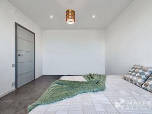 Pronájem bytu 3+1, Praha - Kamýk, Zárubova, 83 m2