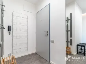 Pronájem bytu 3+1, Praha - Kamýk, Zárubova, 83 m2