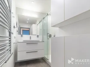 Pronájem bytu 3+1, Praha - Kamýk, Zárubova, 83 m2