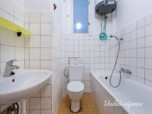 Pronájem bytu 2+kk, Praha - Břevnov, U třetí baterie, 46 m2