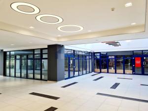 Pronájem obchodního prostoru, Praha, Prusíkova, 60 m2