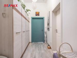 Prodej bytu 1+kk, Tuchoměřice, Ke Kovárně, 53 m2